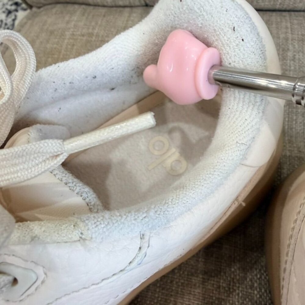 ALO Yoga Recovery Mode Sneaker – Cream/Beige (US 6) - Picture 10 of 10